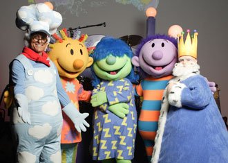 Main characters of Shushybye performing at concert at Geffen Playhouse