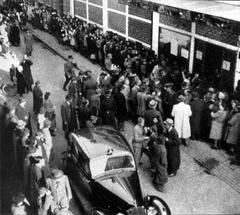 Crowds waiting for protective passports in front of the Swiss Legation Glass House in Budapest