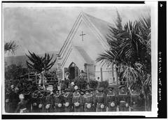 Mourners gathered at King Kalakaua's funeral at Mauna Ala