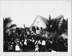 Mourners grieving at King Kalakaua's funeral at Mauna Ala