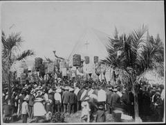 Mourners crowded at King Kalakaua's funeral at Mauna Ala