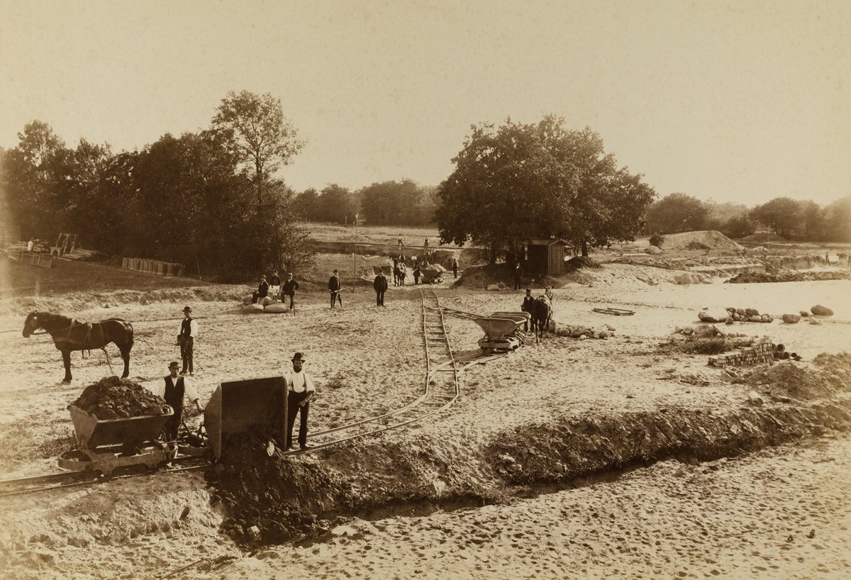 Historic photograph of narrow gauge railway used for excavation and leveling work at Ohlsdorf Cemetery in Hamburg on September 1, 1887