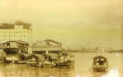 Eng Aun Tong Building with Tiger Balm advertisement and Haizhu Bridge over Pearl River