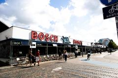 Bistro Bosch restaurant with outdoor seating at Halmtorvet in Copenhagen