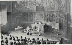 Students attending a physics lesson at the amphitheatre of University of Hanoi between 1929 and 1931