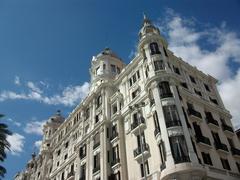 Casa Carbonell in Alacant, País Valencià, showcasing early 20th-century architectural style