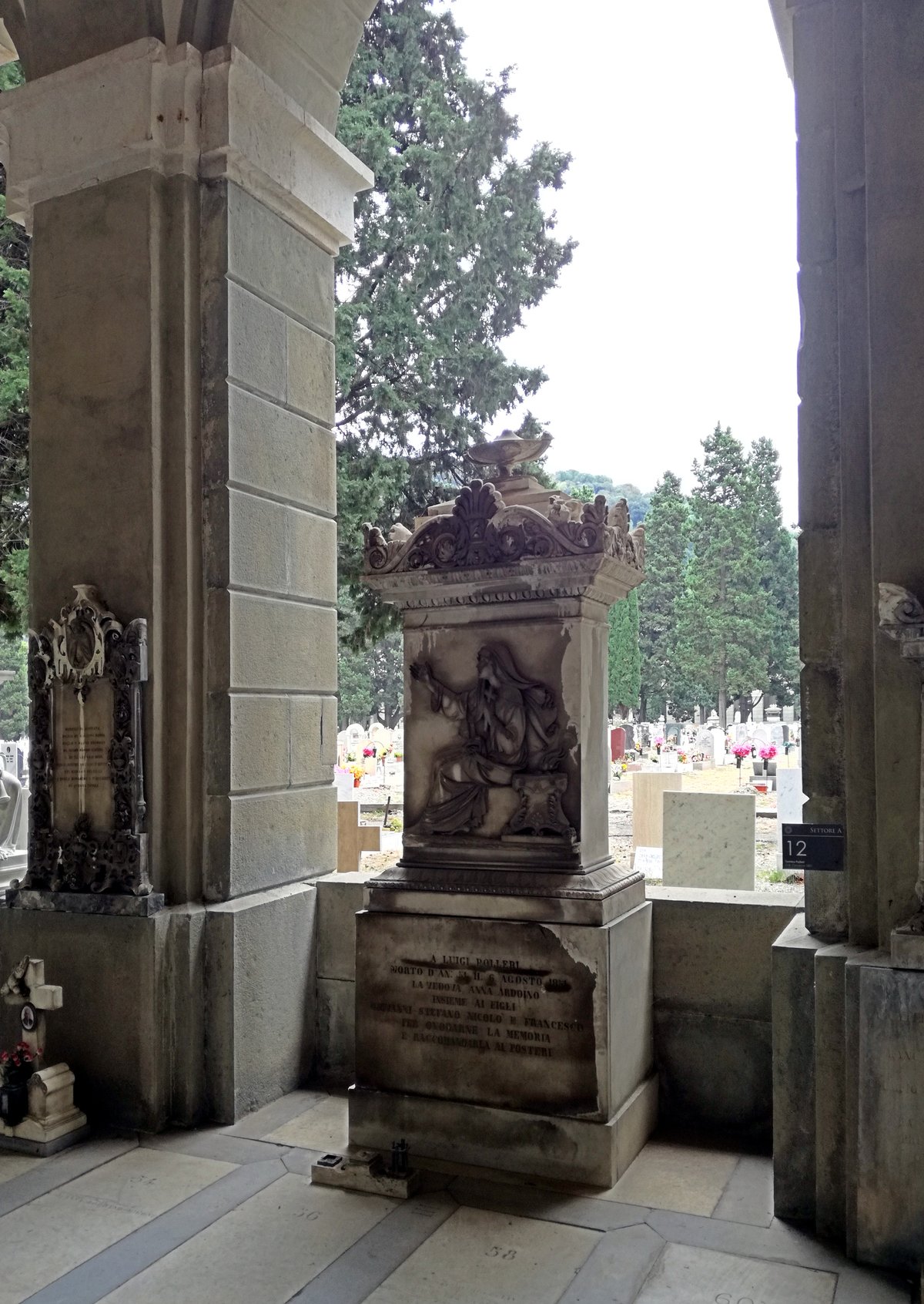 Tomba Polleri tomb sculpture in Genoa cemetery