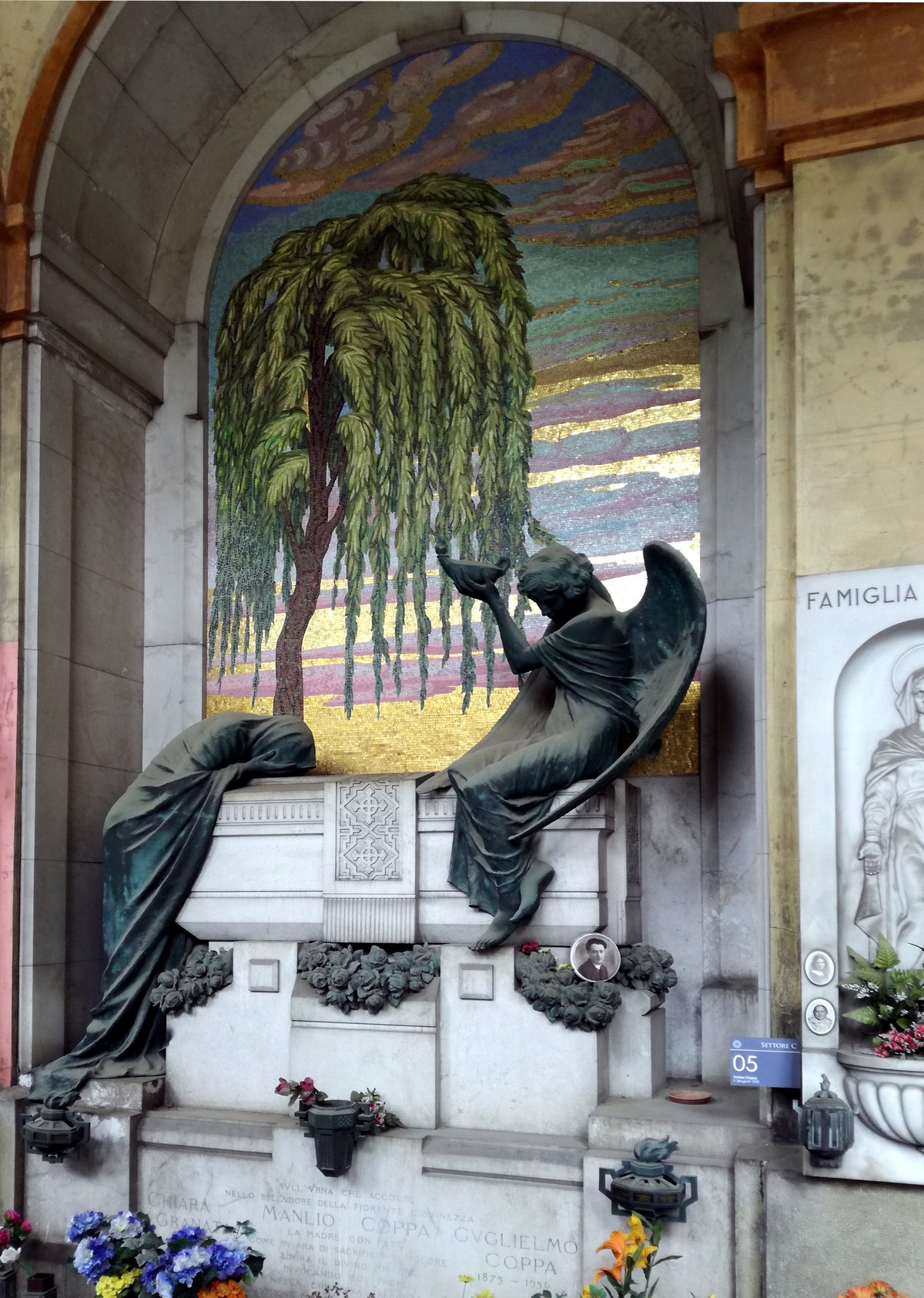 Tomba Coppa in Genoa Cemetery Staglieno
