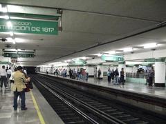 Northbound platform of Metro San Juan de Letrán station on Line 8 of Mexico City Metro
