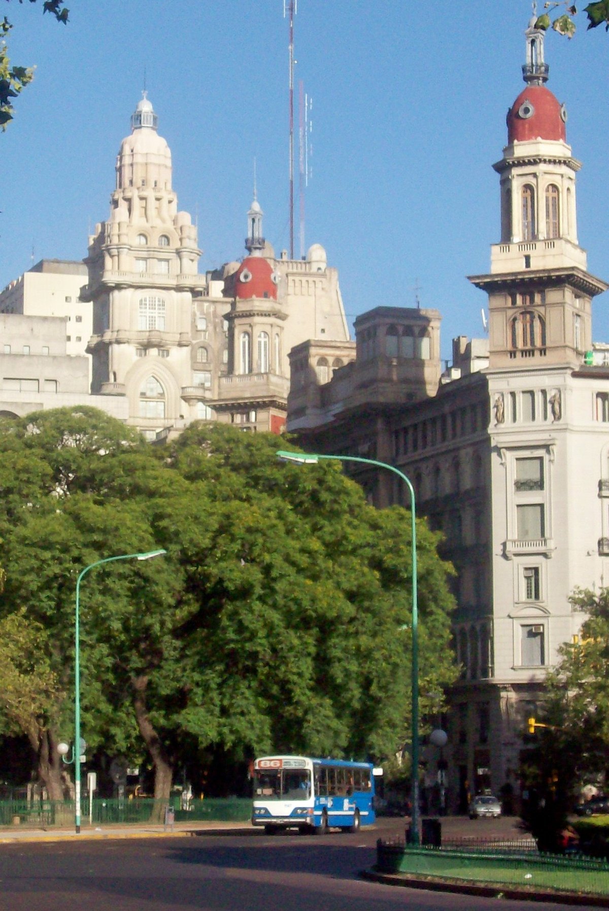 View of Avenida de Mayo in Buenos Aires showing the final curve with Pasaje Barolo and La Inmobiliaria building