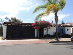 Lindstrom House