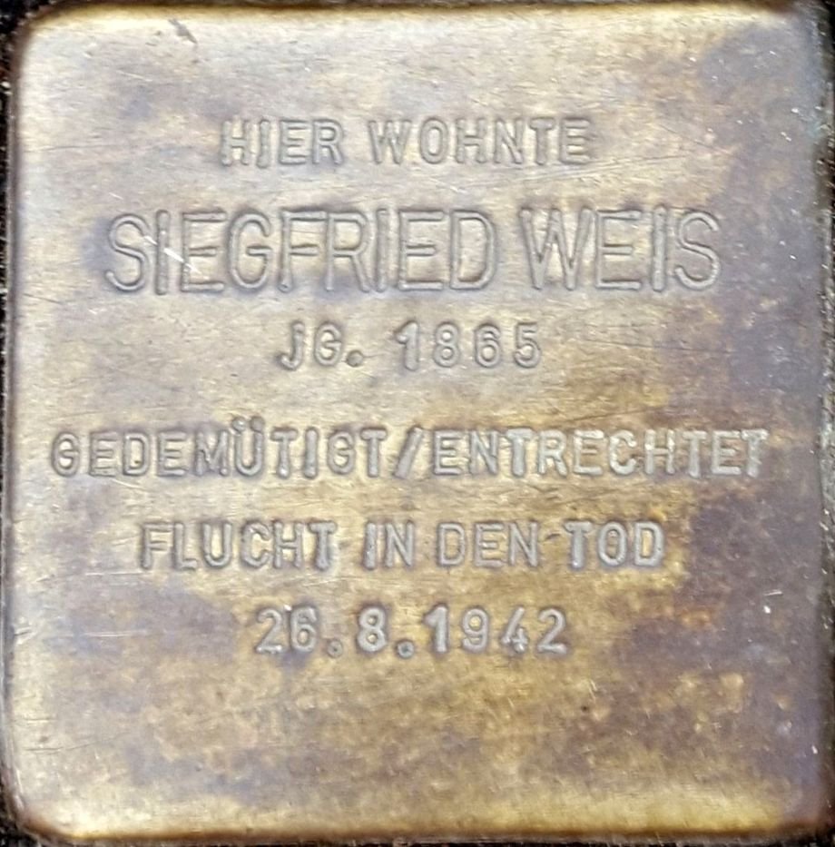 Stolperstein dedicated to Siegfried Weis in Wiesbaden, Germany