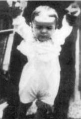 Portrait of Ernesto Guevara at one year old in 1929