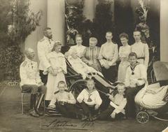 Grand Duchess Alexandra Iosifovna with her children and grandchildren at the Palace of Strelna in 1903