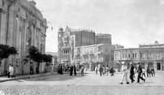 Historic street scene of Neftchiler Avenue in Baku 1918-1920