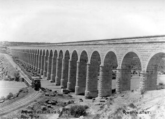 Railway track structure next to the Aqueduct of Guadalajara in Mexico