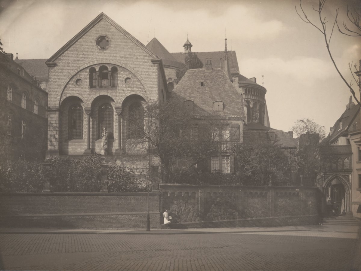 St. Maria im Kapitol church with Dreikönigenpförtchen in Köln