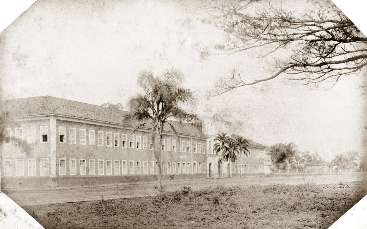 Page 46 of Álbum Comparativo da Cidade de São Paulo from the Museu Paulista collection showing historic photographs of São Paulo