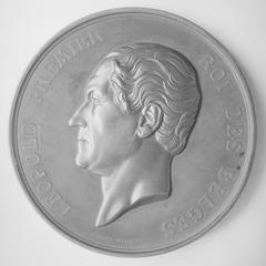 Inauguration of the Congress Column in Belgium featuring a commemorative medal