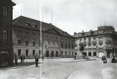 Old courtyard theater before demolition around 1905
