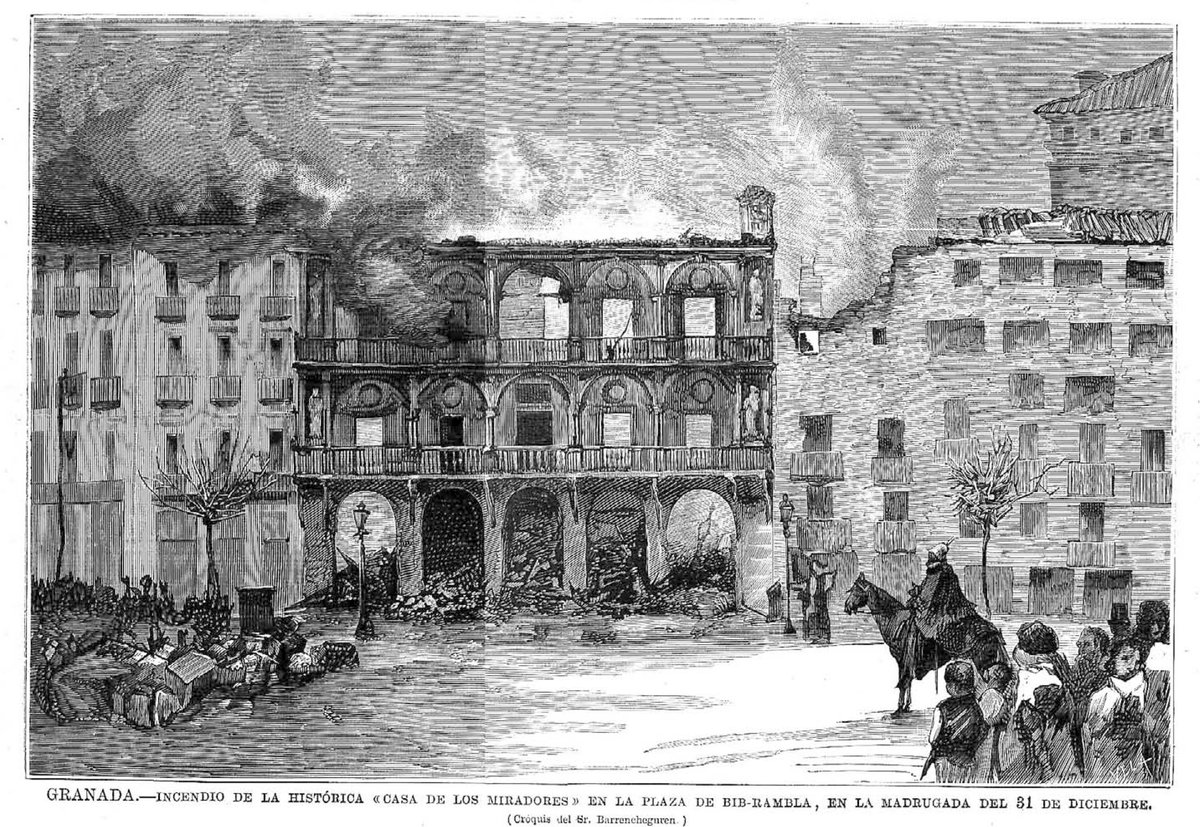 Historic fire at Casa de los Miradores in Plaza de Bib-Rambla