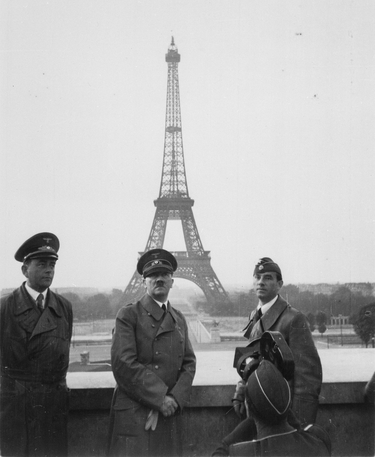 Hitler with Albert Speer and Arno Breker on the terrace of Palais de Chaillot with Eiffel Tower in background
