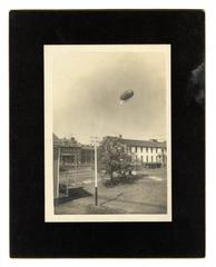 Historical black and white photograph of Airship Gelatine in flight, early 1900s