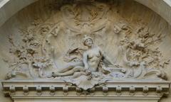 Close-up entrance detail of the Palais de la Découverte in Paris