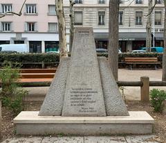 Place Bir-Hakeim