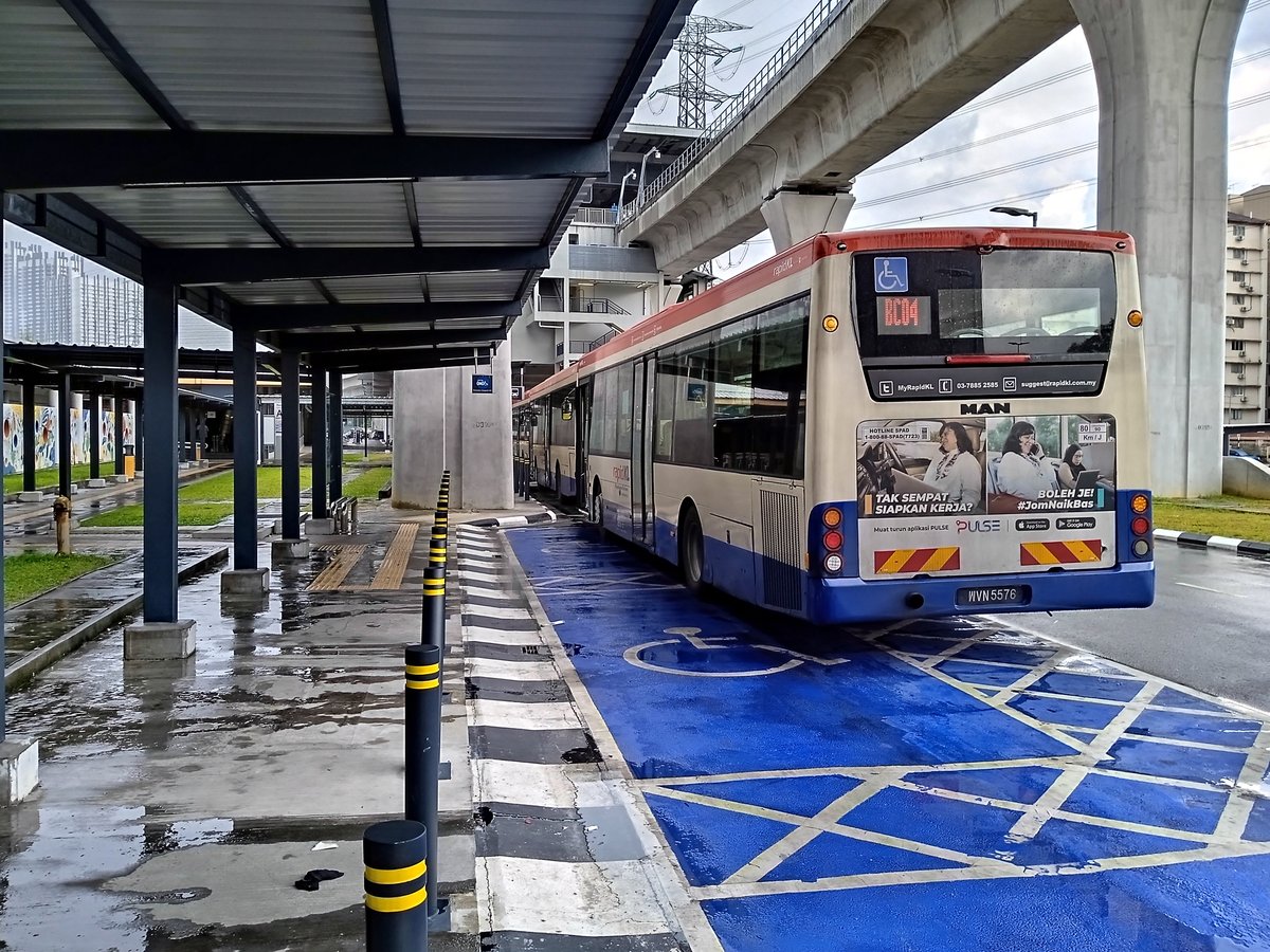 KL594 MRT Kampung Batu Bus Stop in Kampung Batu, Kuala Lumpur