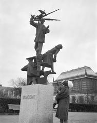 Black and white photo of the statue of Vincent van Gogh on Museumplein in Amsterdam