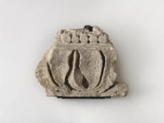 2nd-3rd century limestone architectural fragment with decorative frieze of leaves, pearls, and flower