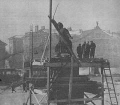 Dismantling of the Jan Kiliński monument at Krasińskich Square in Warsaw in March 1942