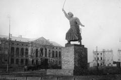 Monument of Jan Kiliński on Krasiński Square in Warsaw, 1945