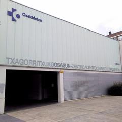 Centro de Salud Gazalbide-Txagorritxu health center building in Vitoria