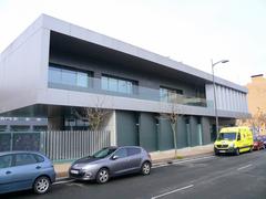 Front view of Centro de Salud del distrito de Zabalgana health center in Vitoria