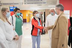 Prime Minister Dr. Robert Golob visiting the internal medicine emergency and urgent surgical block at UKC Ljubljana in 2024