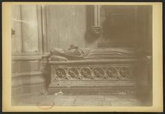 Exterior view of Cathédrale Saint-André de Bordeaux with 14th century tomb