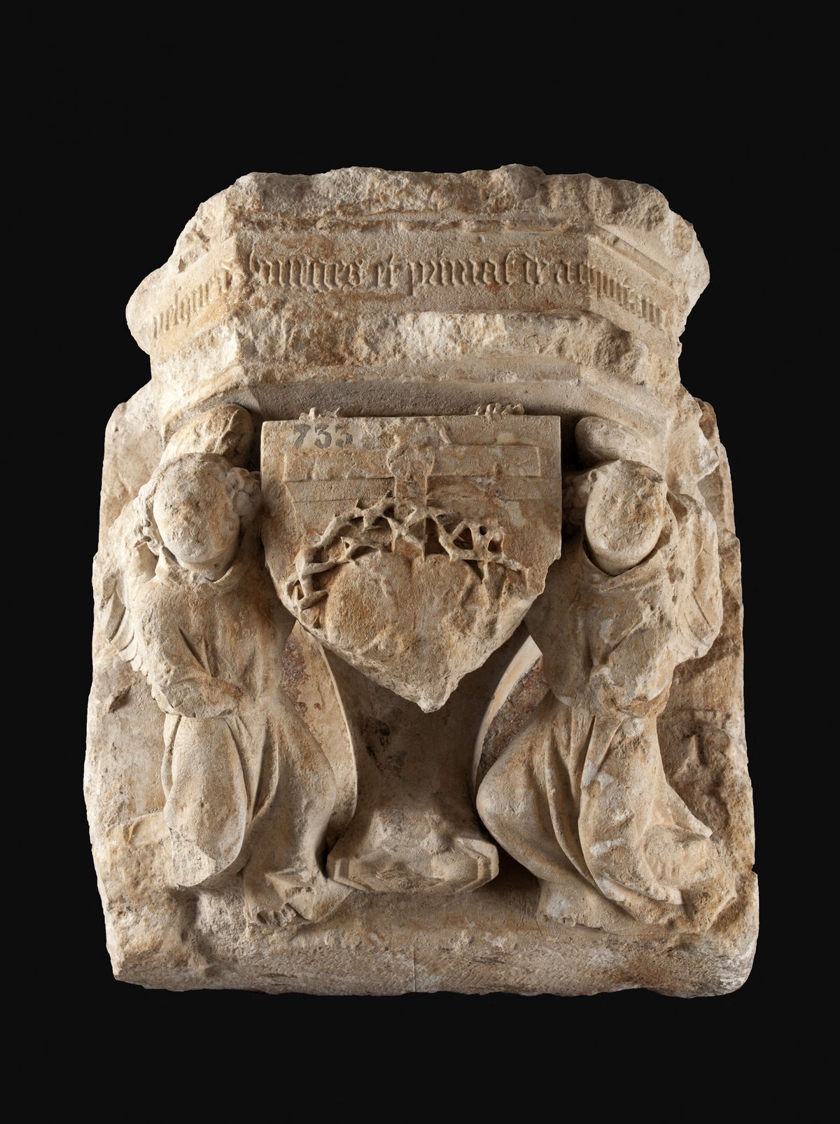 14th century limestone sculpted architectural console with two angels supporting a shield from the Couvent des Célestins in Paris
