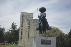 Equestrian statue of Emiliano Zapata at the entrance of Toluca