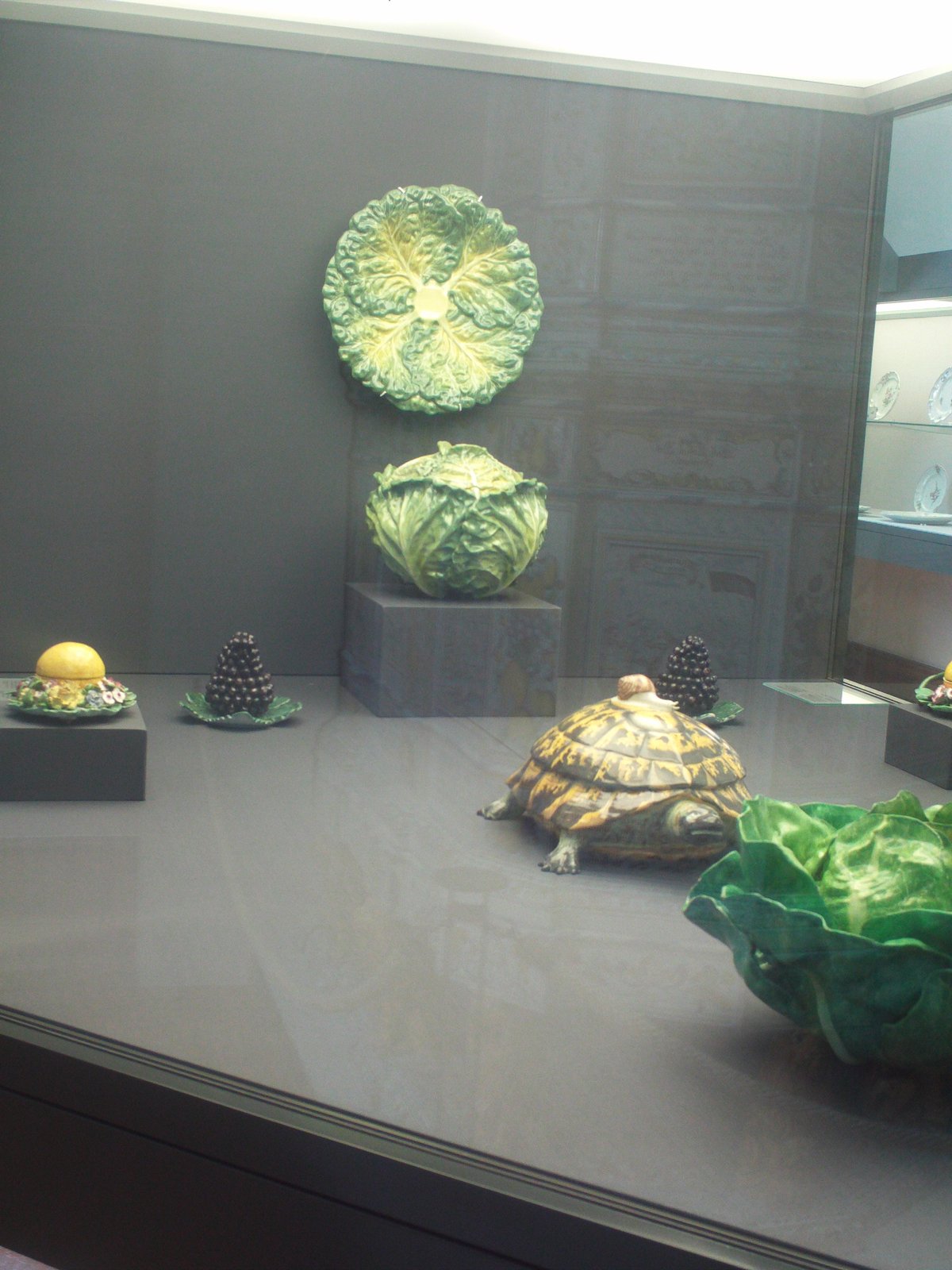 Exhibits displayed in Galerie Ariana showcasing diverse artistic styles