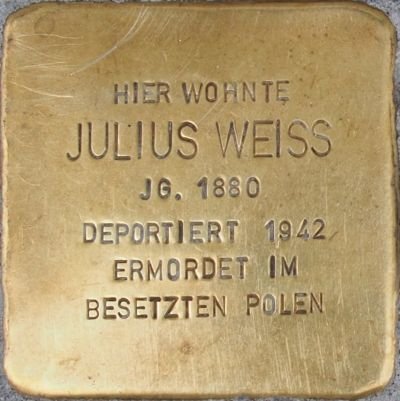 Stolperstein dedicated to Julius Weiss in Mainz, Germany