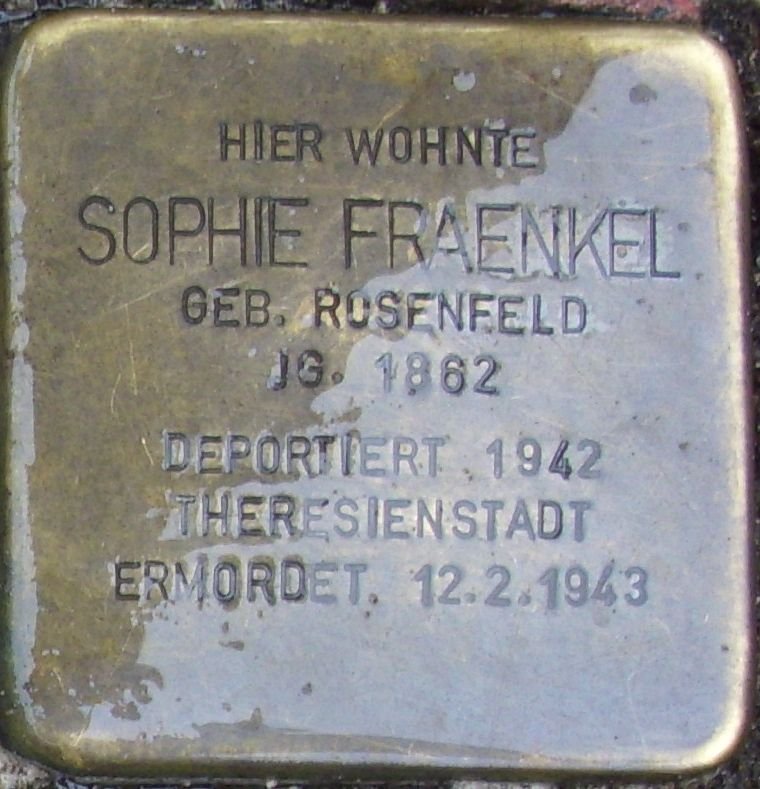 Stolperstein dedicated to Sophie Fraenkel in Mainz, Germany embedded in pavement