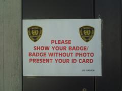 Note requesting to show badge inside United Nations campus Geneva