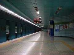 Banpo Station platform with passengers and yellow tactile paving