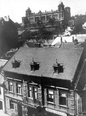Wagner villa built around Gül Baba türbe seen from Frankel Leó út (Zsigmond utca) with demolished building in front