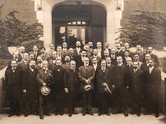 Group portrait of Psychology, Pedagogy and School Hygiene Conference participants at Clark University 1909 featuring Sigmund Freud, Carl Jung, William James, and other notable psychologists.