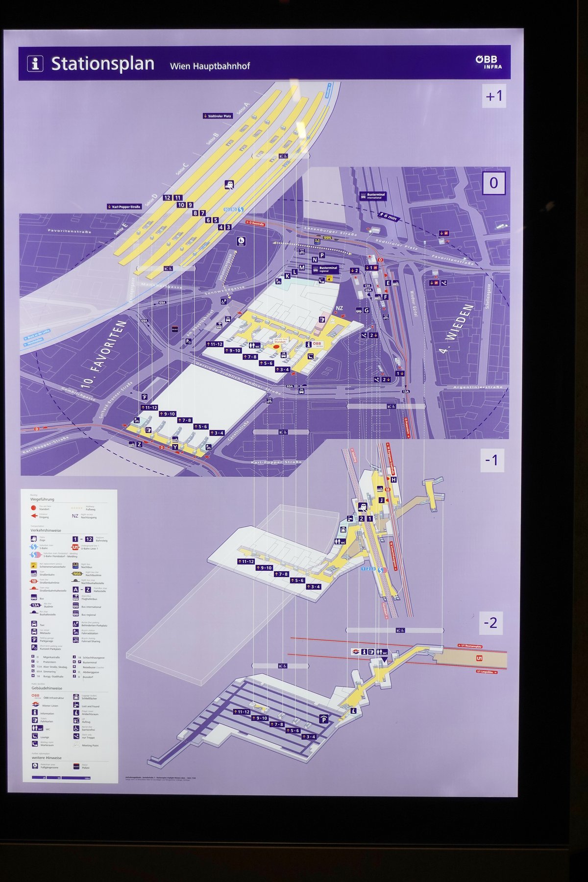 Map of Vienna Central Station (Wien Hauptbahnhof) and its surroundings with train lines and station layout
