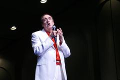 Jim Nabors singing Silent Night at Neal S. Blaisdell Center during Na Mele o na Keiki event
