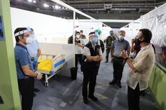 Inspection at Ninoy Aquino Stadium COVID-19 quarantine center by Filipino officials